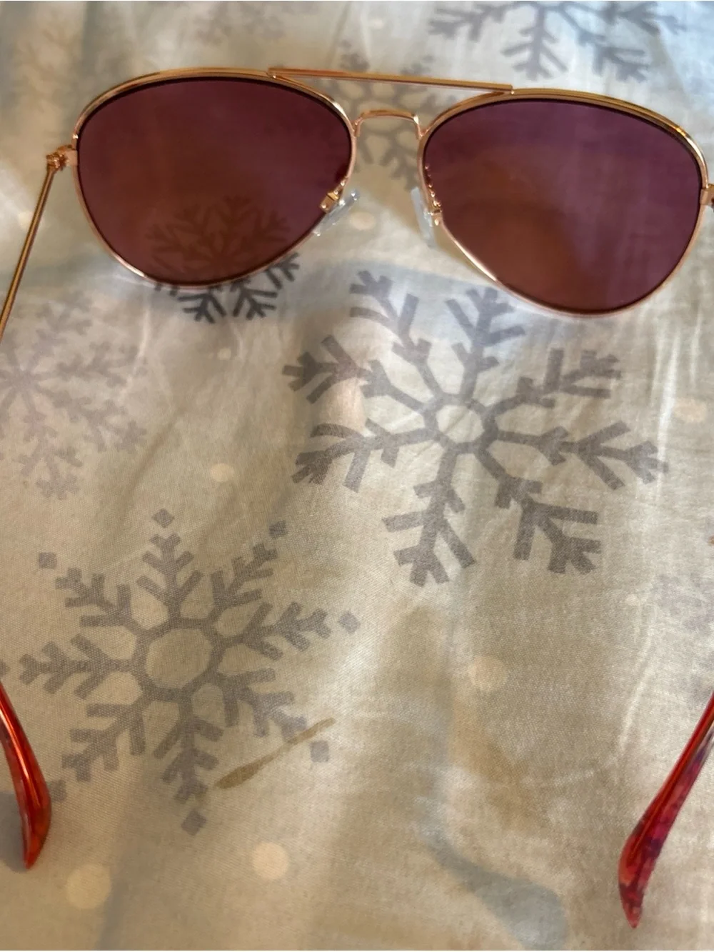 Vera Bradley Dot Magneta Medallion Sunglasses